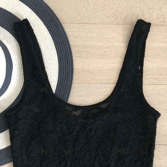 Aritzia Talula Black Lace Summer Top Blouse XS - Picture 2 of 8